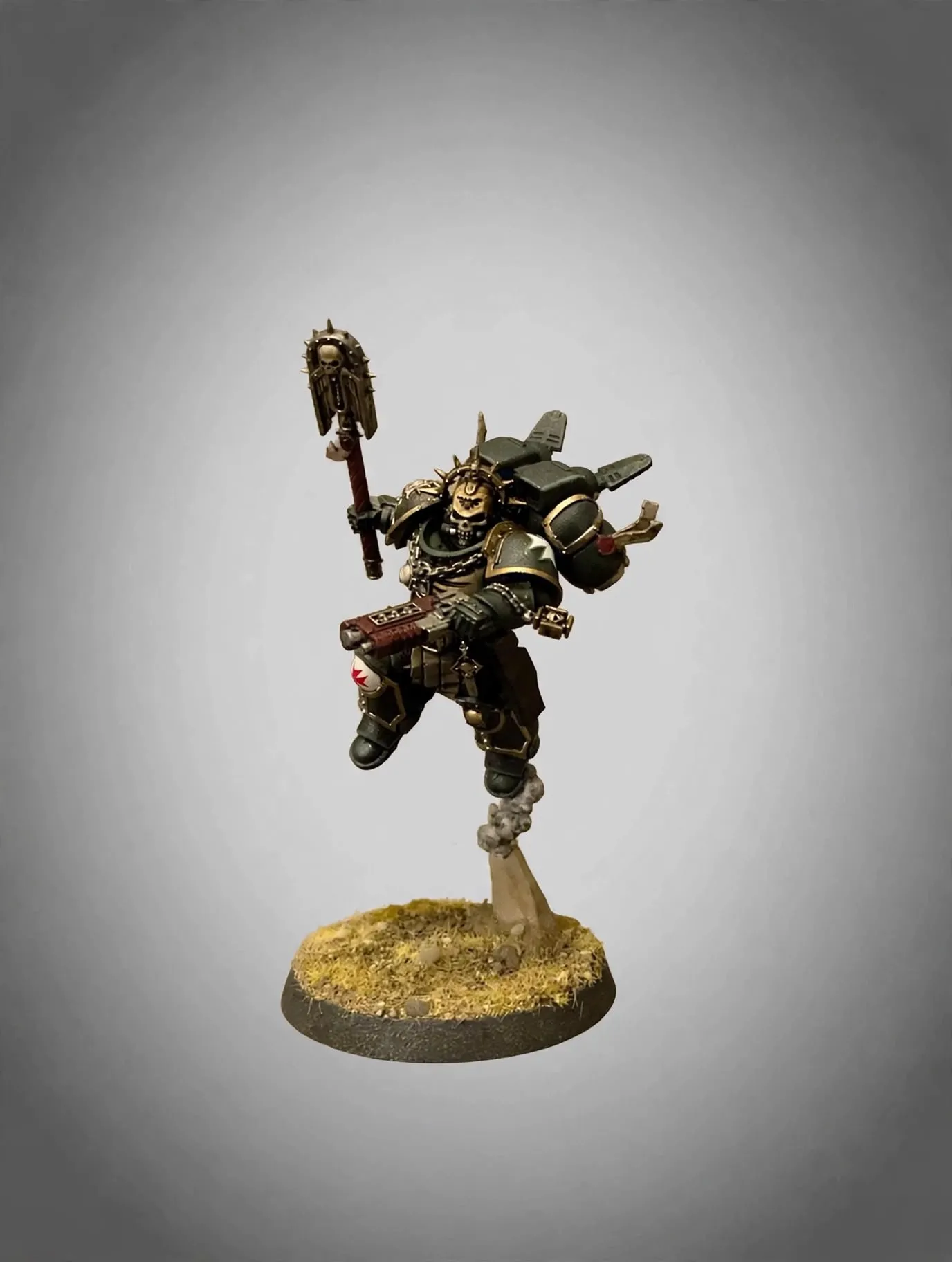 Dark Angels Chaplain met Jump Pack, geschilderd door Alex